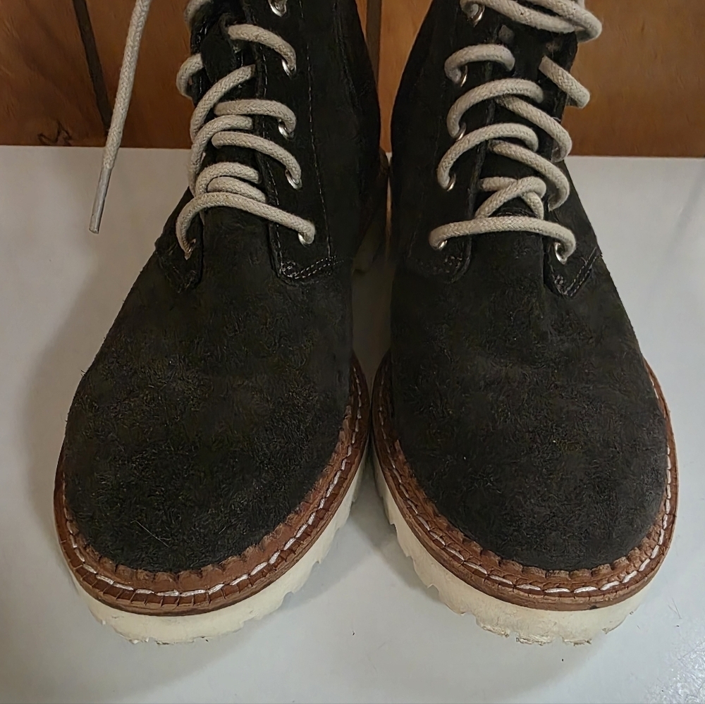 DOLCE VITA Stylish Grey Suede Ankle Boots With Leopard Print Accent Sz. 7.5 - Picture 8 of 11